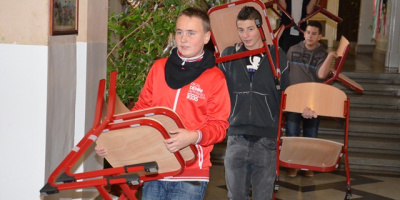 iskolapadok_szekek05.JPG