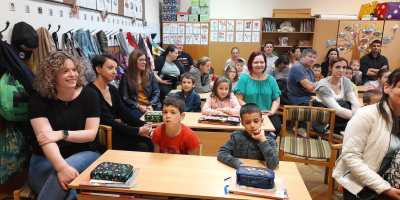 Teljes az osztálylétszám, sőt egy kicsit többen is vagyunk.