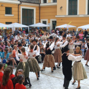 NID-1615_Kerti_parti00182.jpg