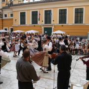 NID-1615_Kerti_parti00186.jpg