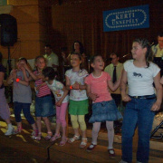 NID-1615_Kerti_party00015.jpg