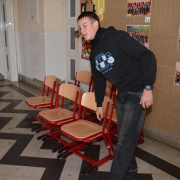 iskolapadok_szekek02.JPG