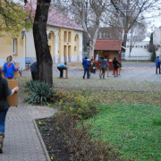 iskolapadok_szekek06.JPG