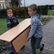 iskolapadok_szekek07.JPG