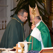 NID-7316_plebanosi_beiktatas42.JPG