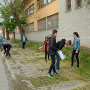 NID-7543_szemeti006.jpg