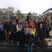 NID-5461_20140425_2017B_Budapest-maskepp_04.jpg