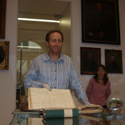 NID-5461_20140425_2017B_Budapest-maskepp_23.jpg