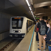 NID-5461_20140425_2017B_Budapest-maskepp_30.jpg